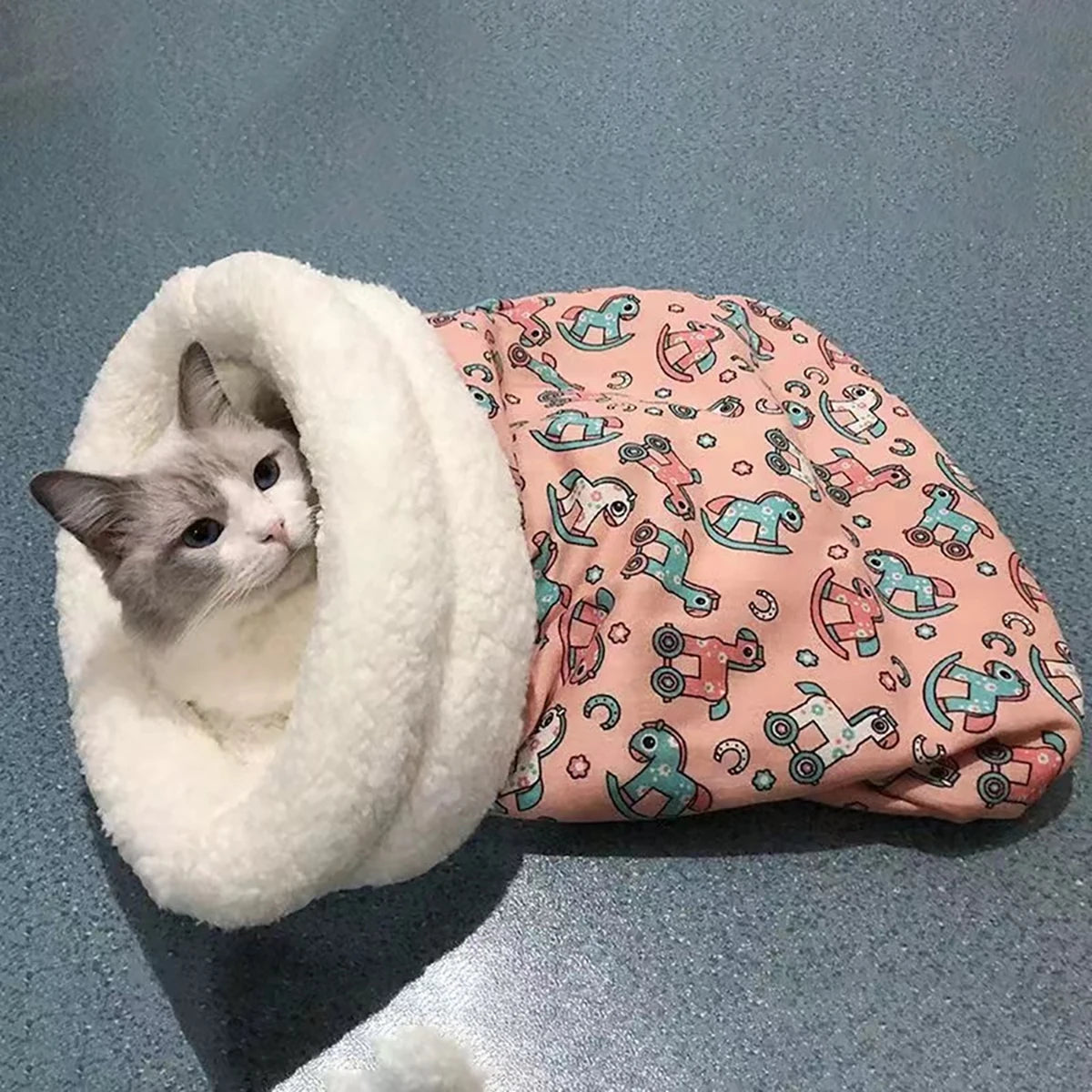 Warm Cat Sleeping Bag Fluffy Feel